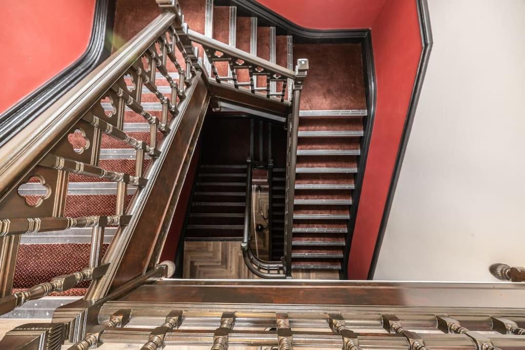 The Pocklington - The Filbert Suite Leicester Bagian luar foto